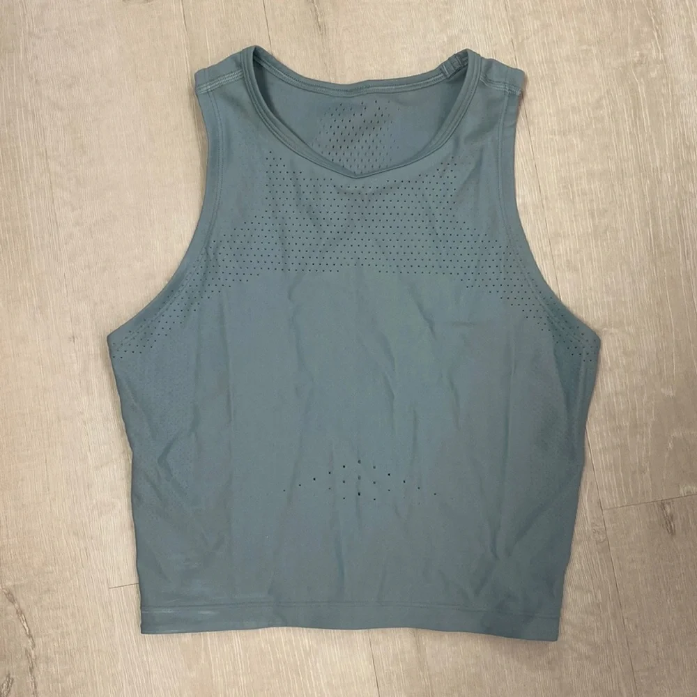 Lululemon Cropped Tank